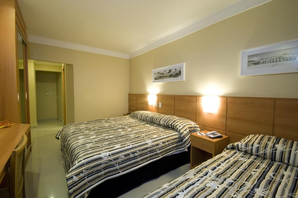 Hotel Atlantico Business Centro Rio de Janeiro Dış mekan fotoğraf A room at the hotel